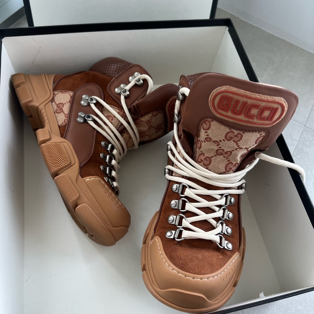 Rare Gucci boots 37 Europe woman